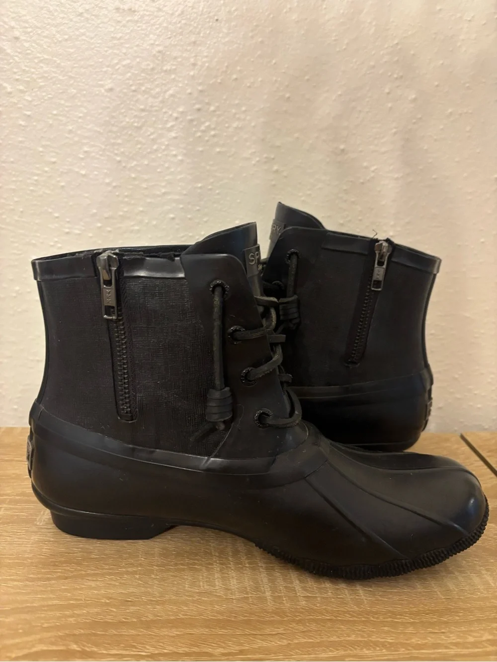 Sperry Top-Sider Sweetwater Duck Boots Womens Size 8 Black Rubber Waterproof